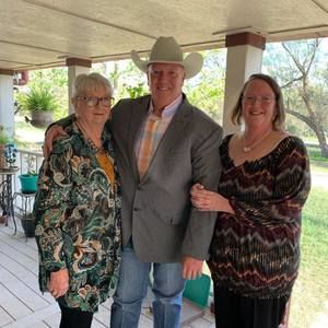 Meet your Posher, Deena